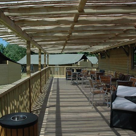 Bear Lodge - Glamping Lympne Kültér fotó